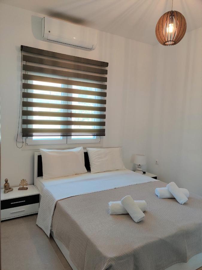 Mare Monte Luxury Apartments 3 Nea Skioni Exterior photo