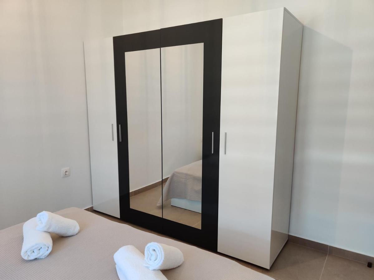Mare Monte Luxury Apartments 3 Nea Skioni Exterior photo